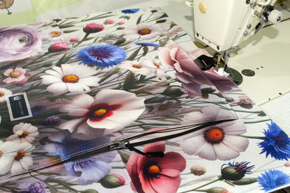 MultiPocket Rucksack Rolltop mit Blumendesign – Handmade in Deutschland